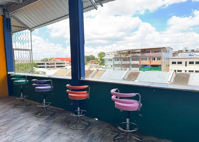 Roxx Social Hostel, Cafe&bistro Bangkok