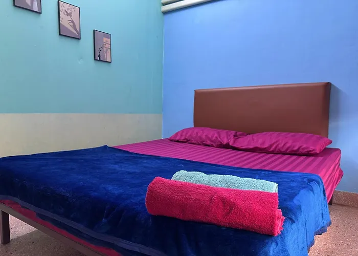 Roxx Social Hostel, Cafe&bistro Hostel Bangkok