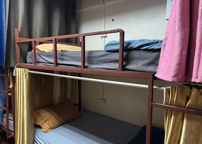 Roxx Social Hostel, Cafe&bistro Bangkok