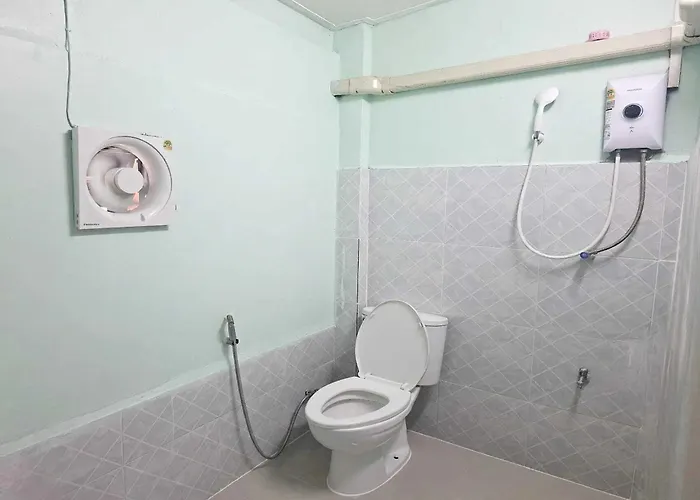 Roxx Social Hostel, Cafe&bistro Hostel Bangkok