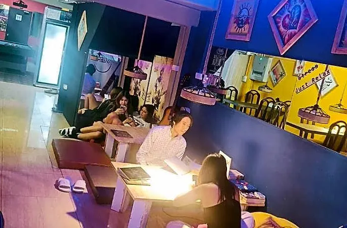 Roxx Social Hostel, Cafe&bistro